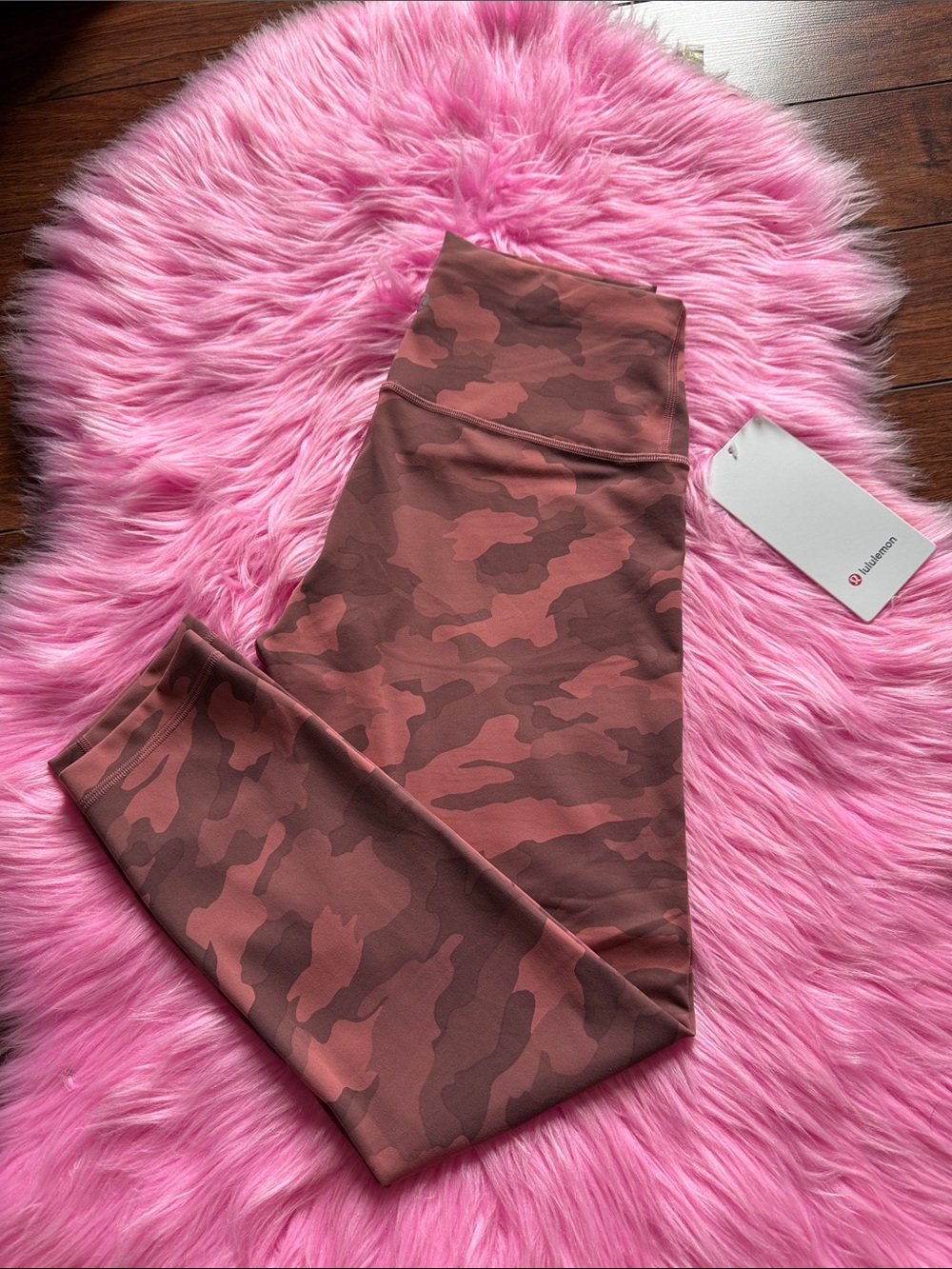 Lululemon size 8 Wunder train HR crop 23” camo brier rose NWT